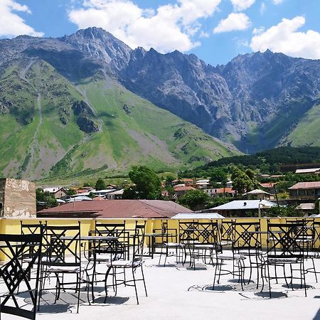 Mount Inn Kazbegi Buitenkant foto
