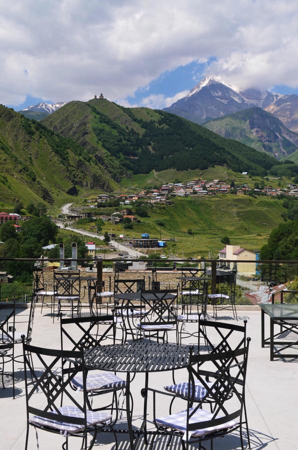 Mount Inn Kazbegi Buitenkant foto